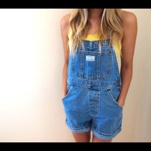 Levi’s overall shorts
